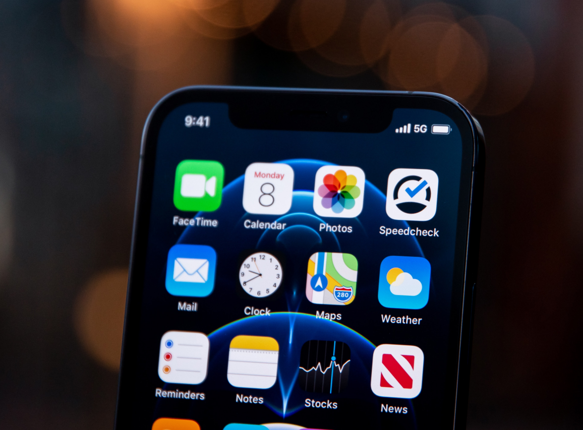 建水苹果手机维修分享为什么 iPhone 12 在冬季会自动关机 